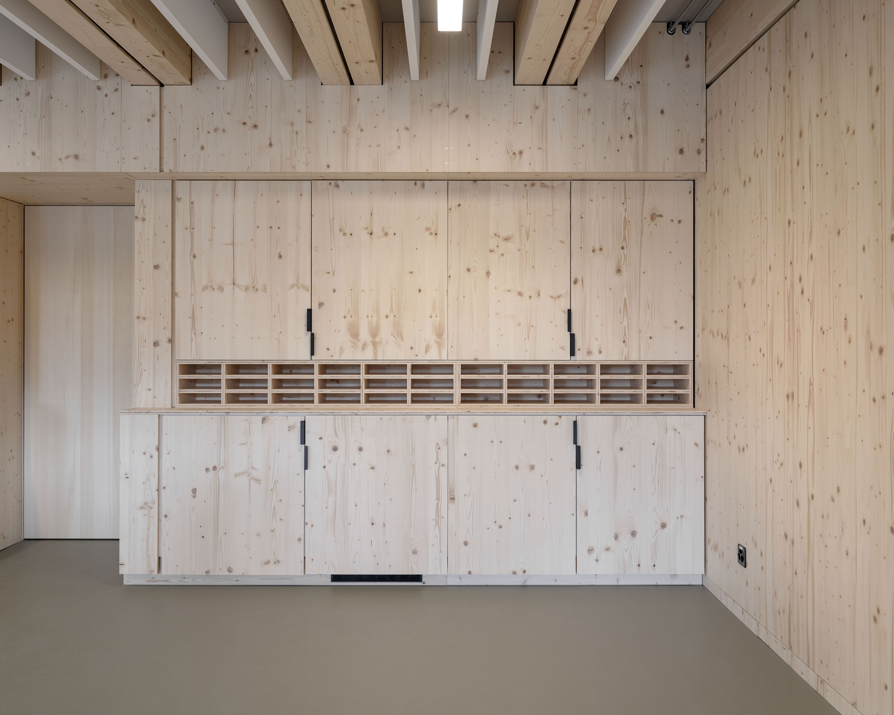 2032_trembley_11_LD_web