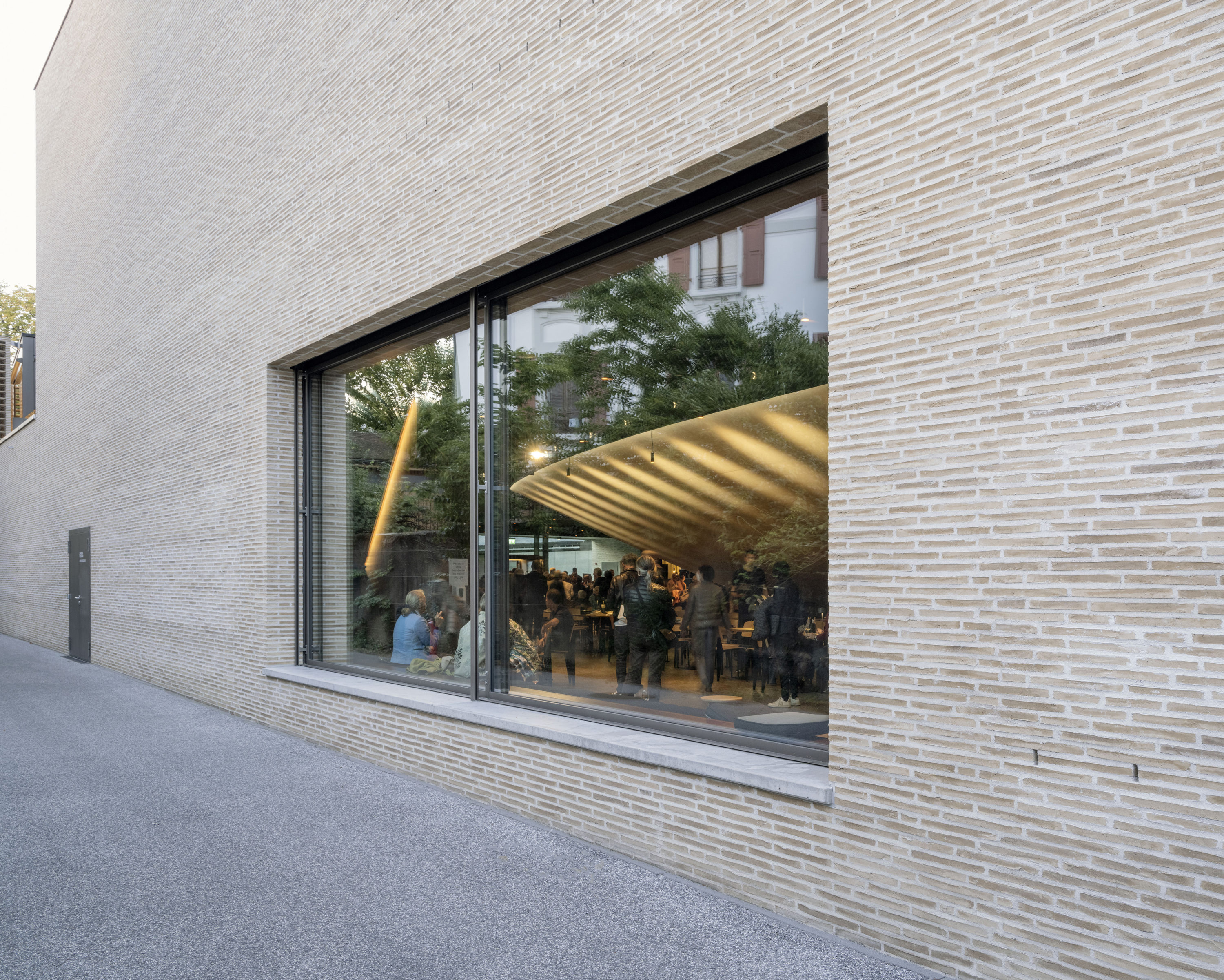 1104-Theatre_salle_carouge-facades-©Vincent_Jendly-5