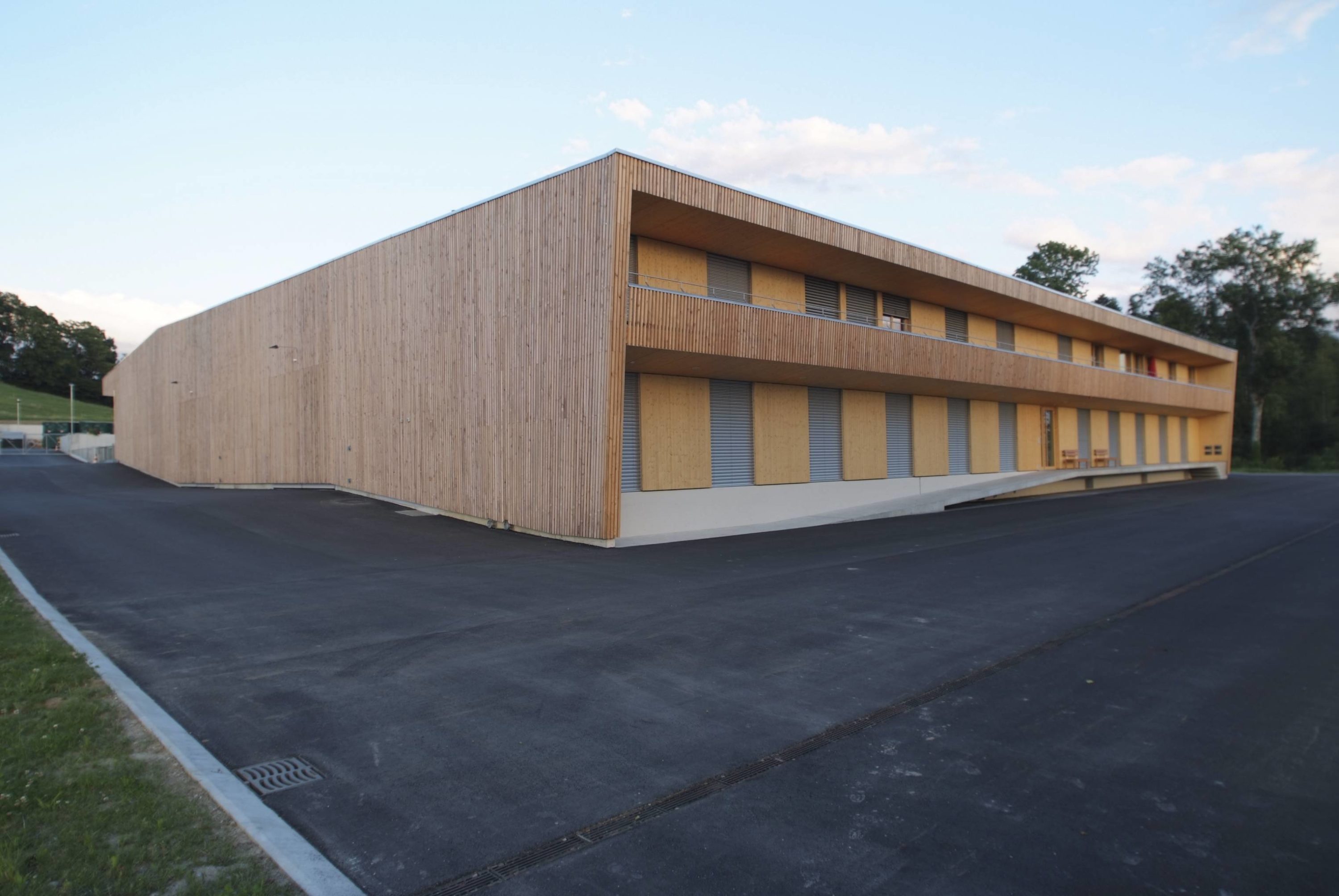 0325-complexe_manloud-exterieur©Fred_Hatt-2